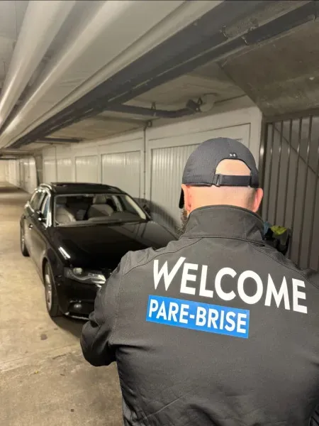 Remplacement lunette arrière à Mantes la Ville